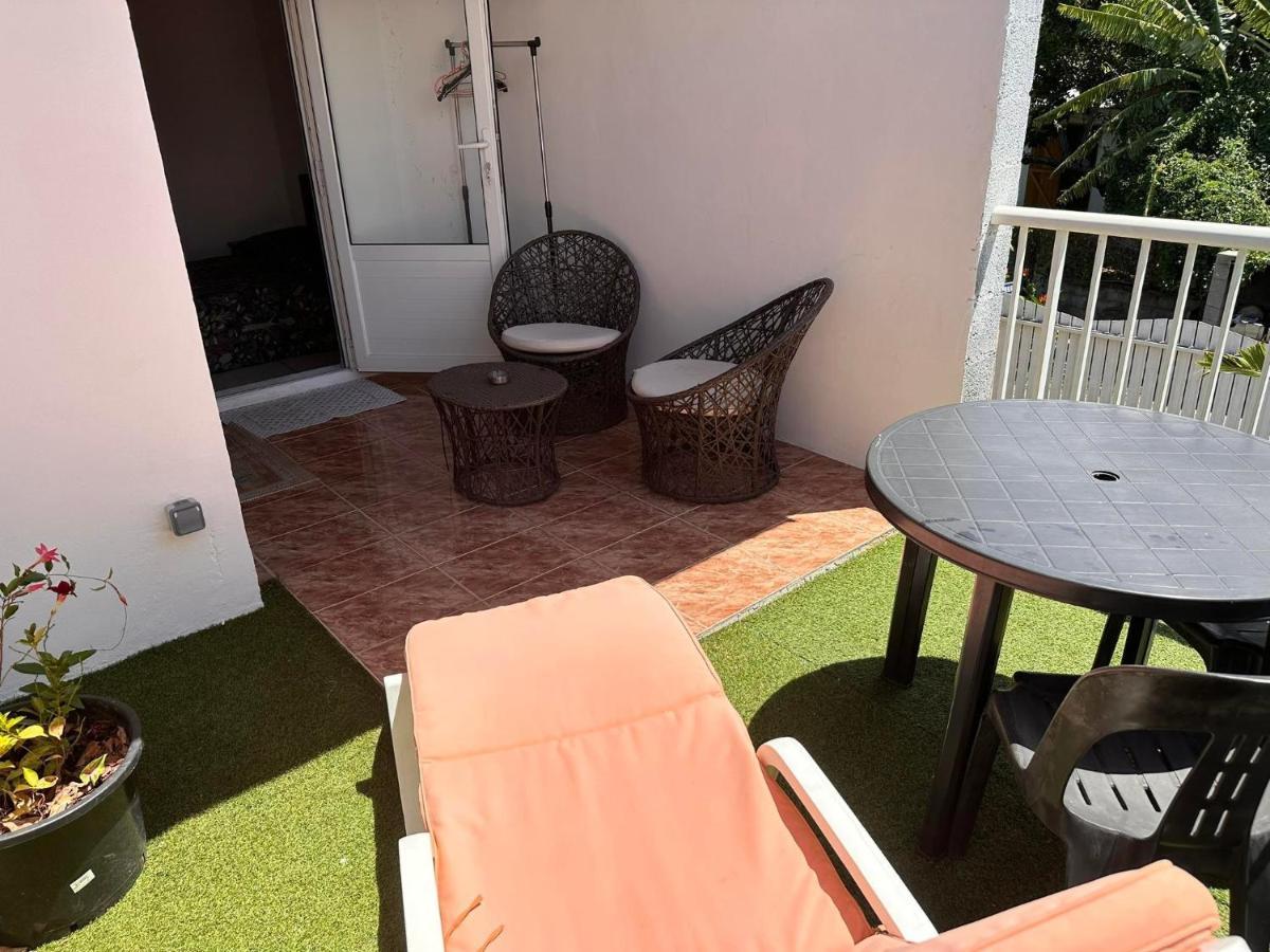Chez Chouchou Bed & Breakfast Riviere Saint-Louis ภายนอก รูปภาพ