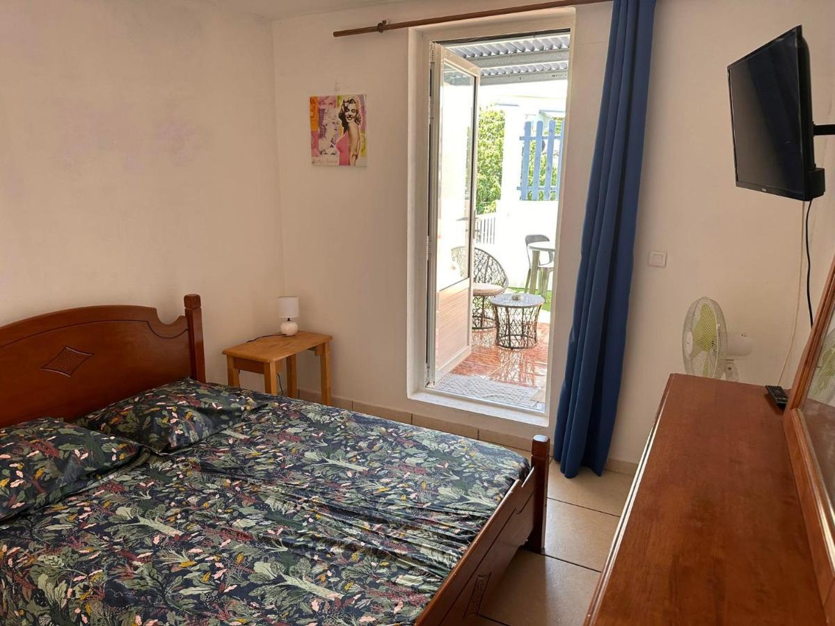 Chez Chouchou Bed & Breakfast Riviere Saint-Louis ภายนอก รูปภาพ